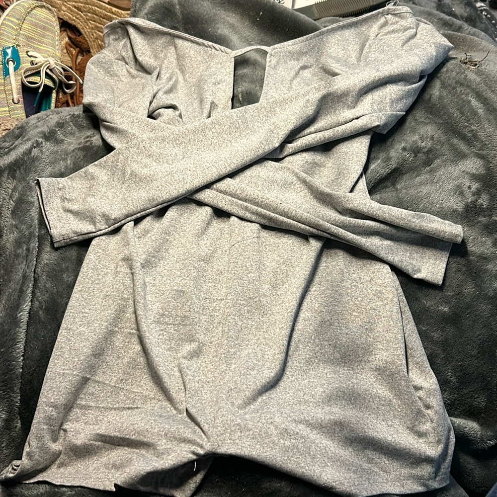Long sleeve grey romper